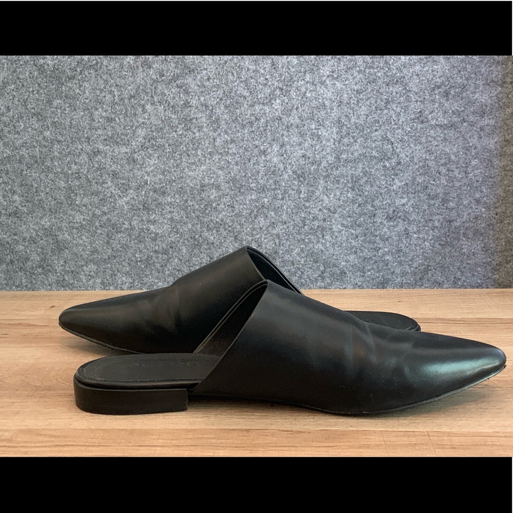 Oak + Fort black slides